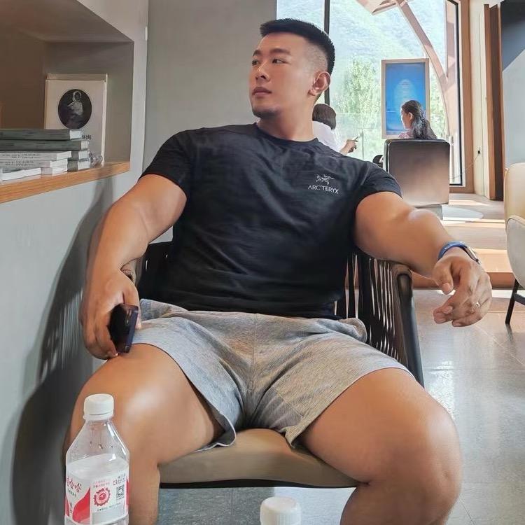 黑人金