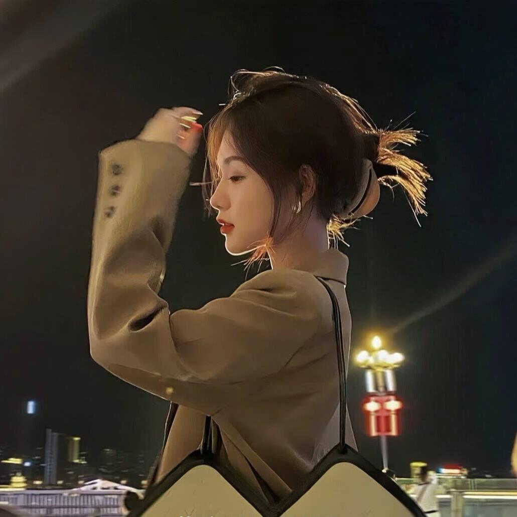 慕 莀莀