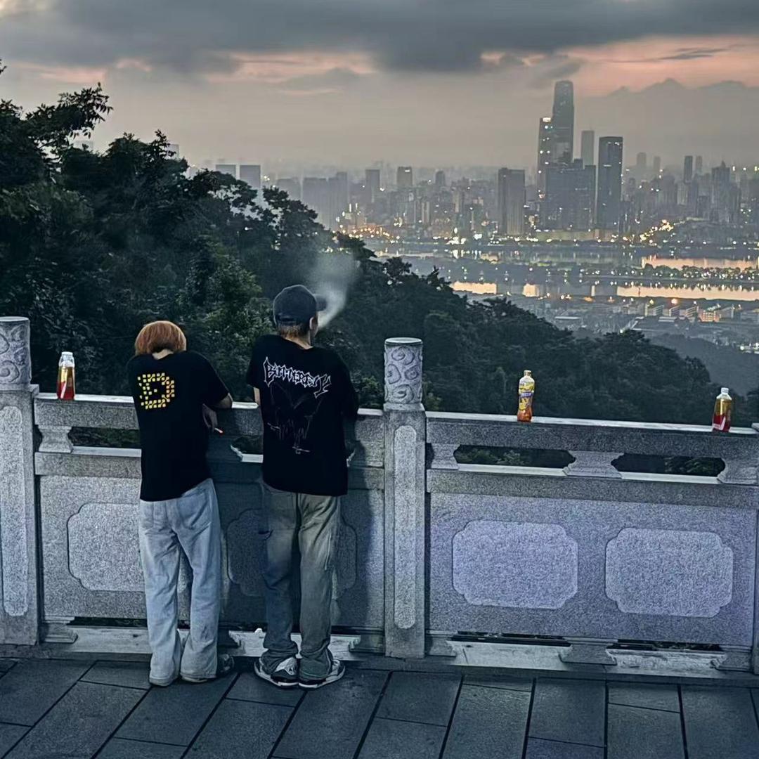 李子.軒