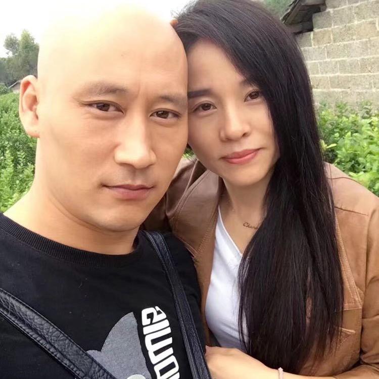 光头小月在东北