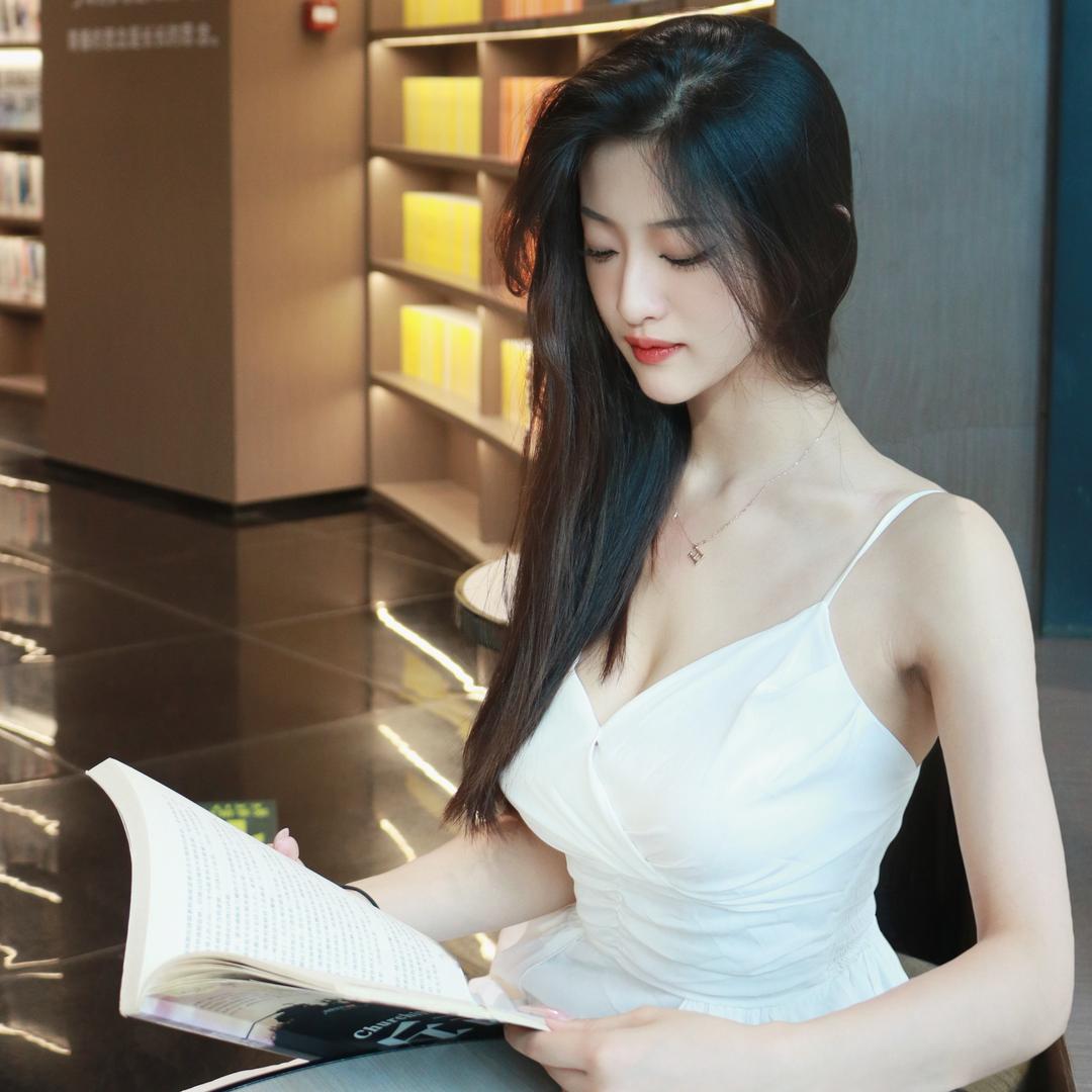 圆圆.