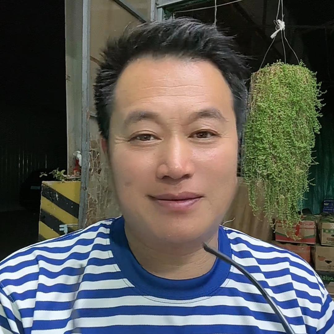 华歌爱唱歌