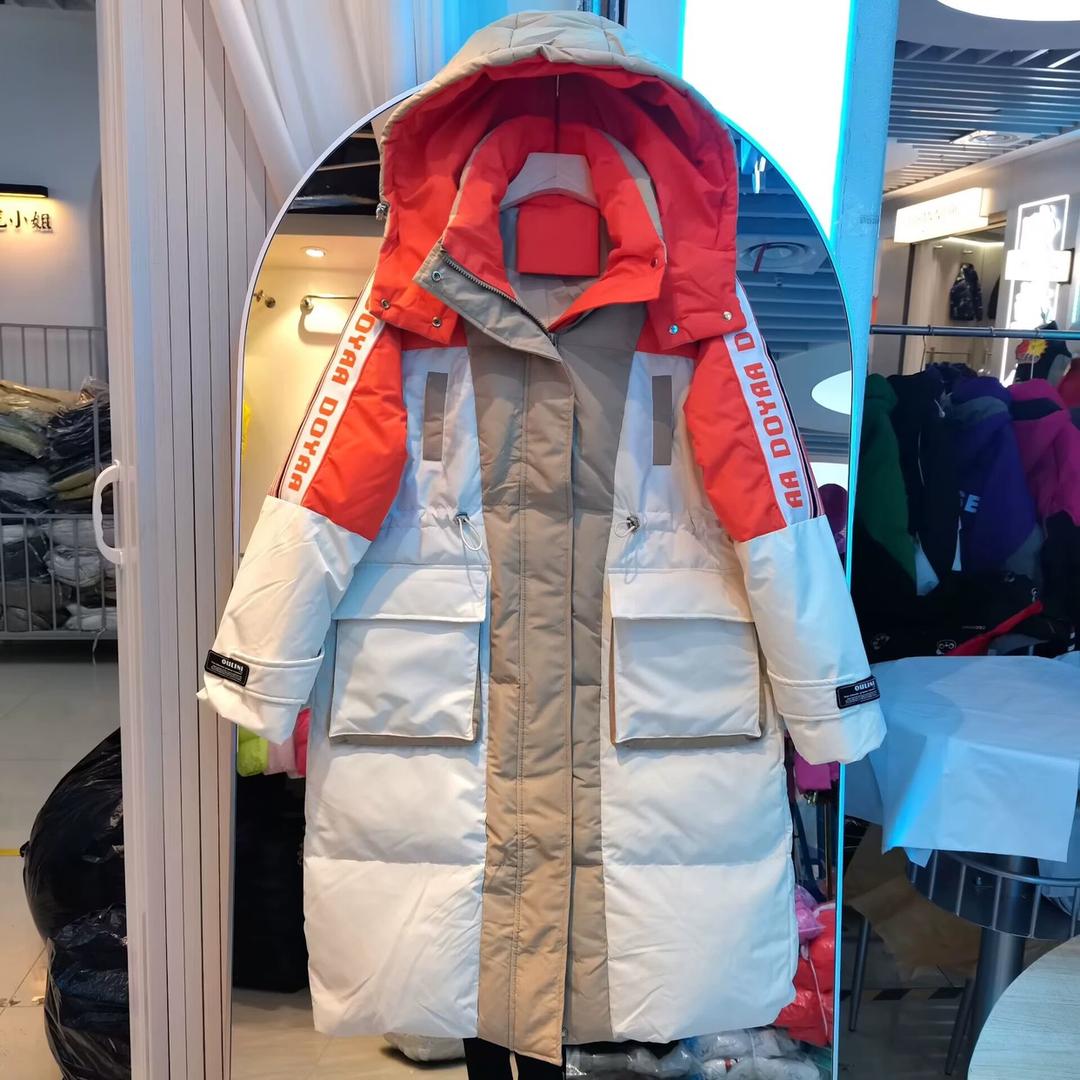 平湖羽绒服尾货批发