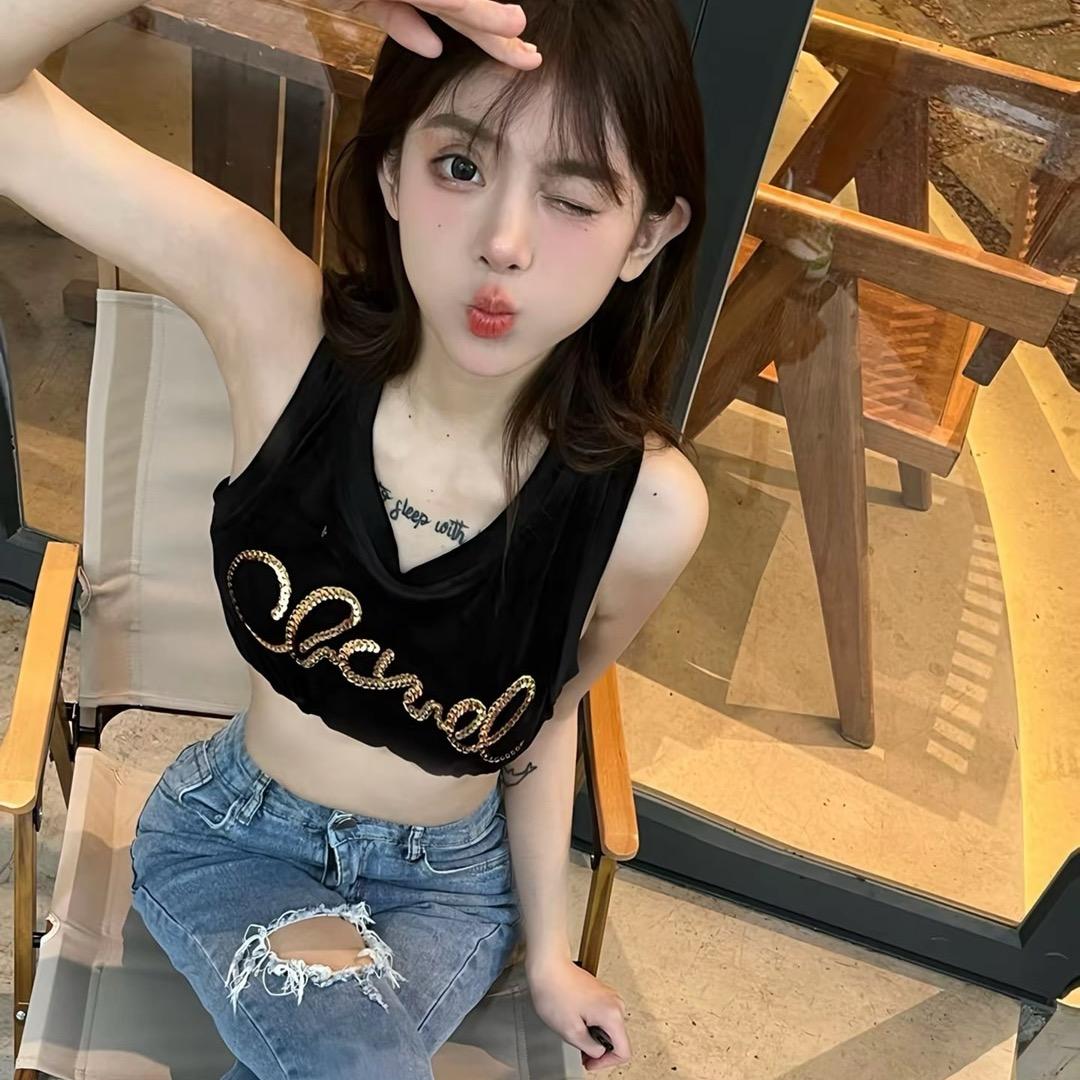 美女老八