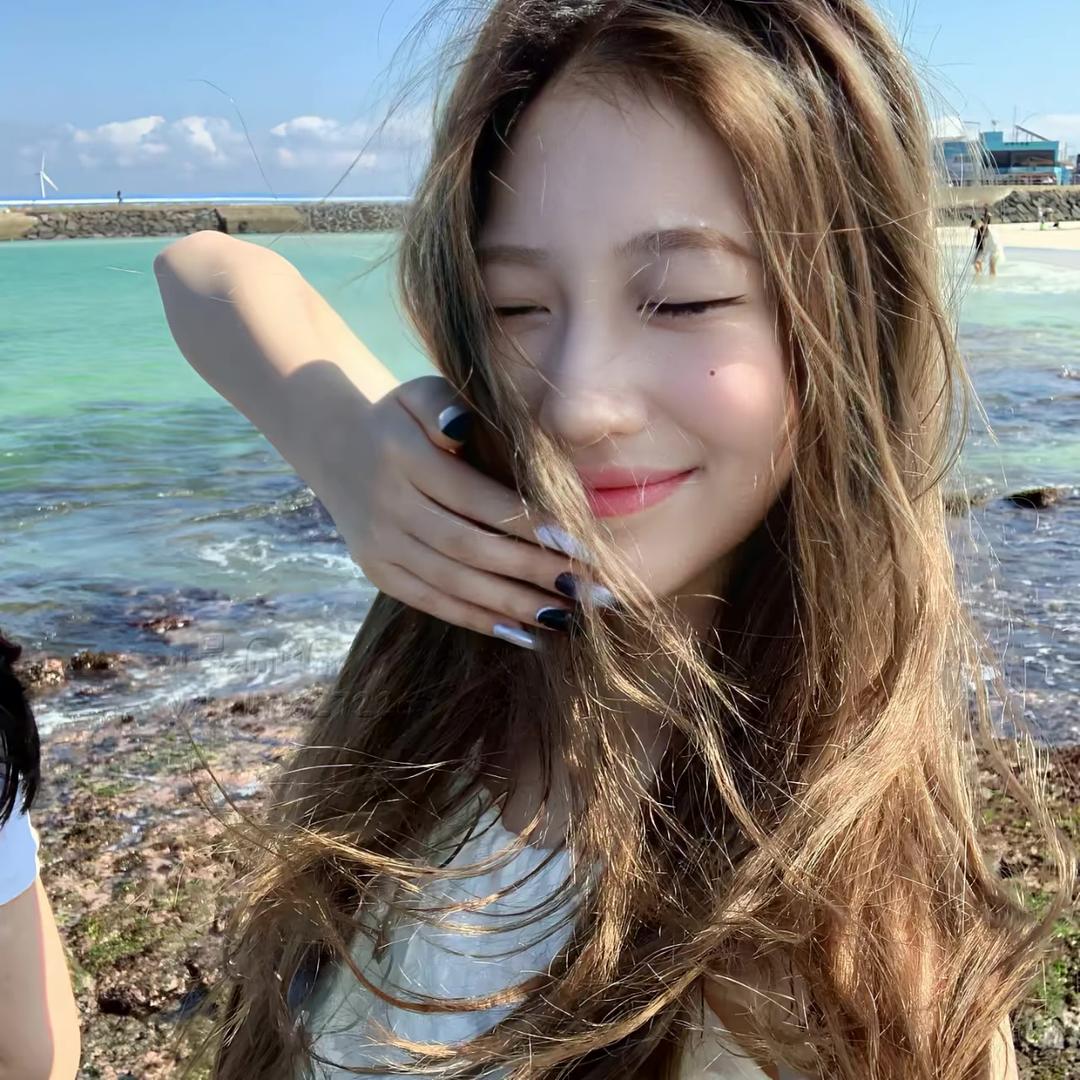 小胡同^