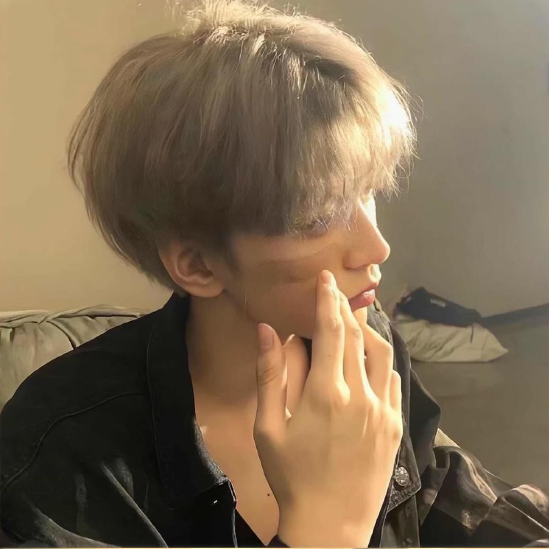 柠檬少爷.