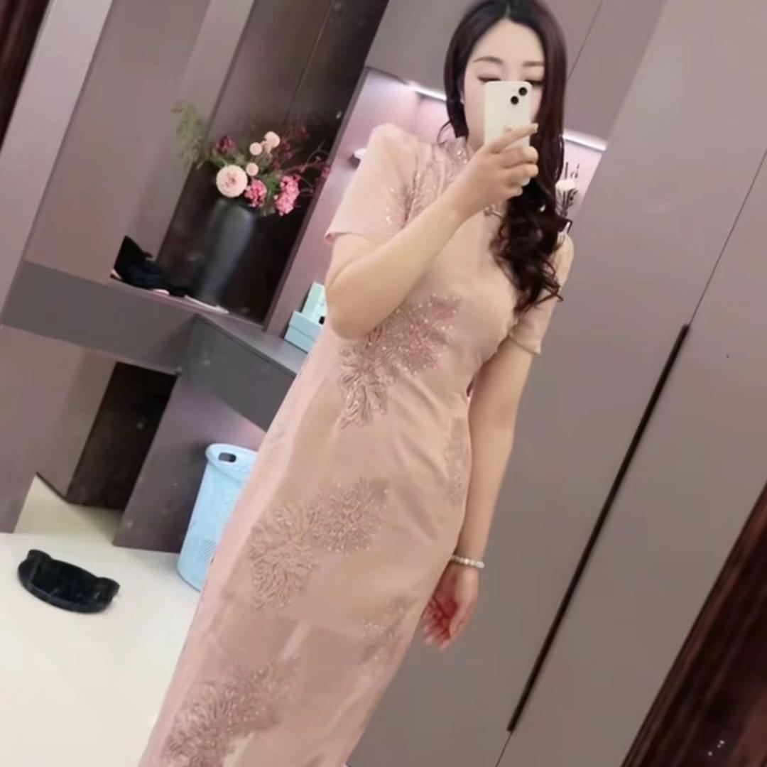 板桥付梅梅