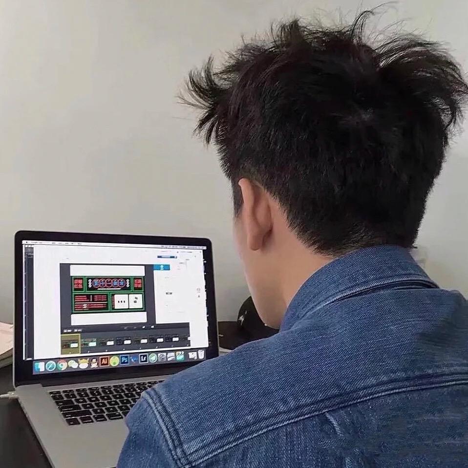 噜啦噜啦杰
