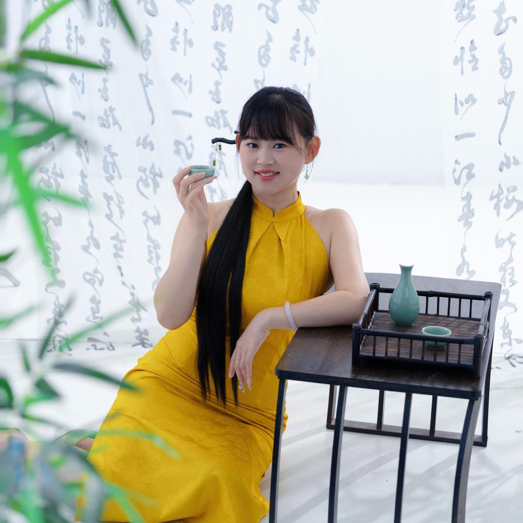小婷婷探店