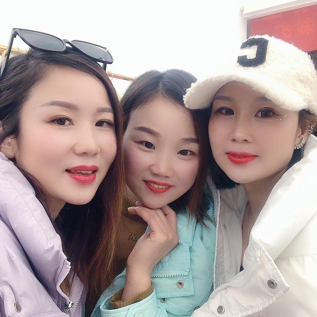 娟妹几👭三姐妹