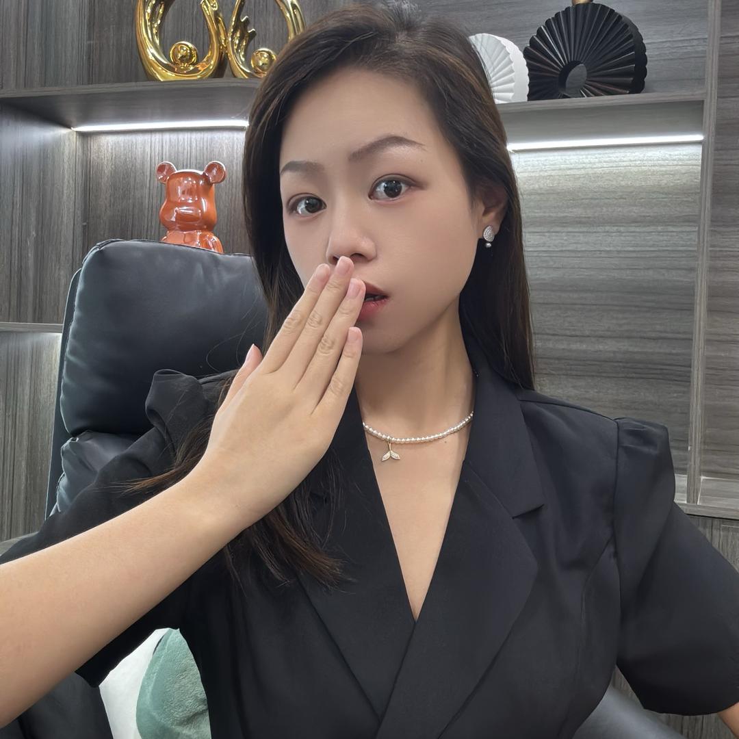 岳小姐【农行圈】