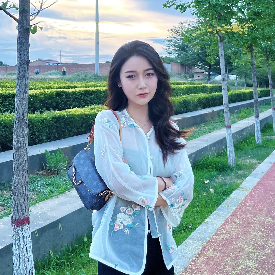 李李🎀