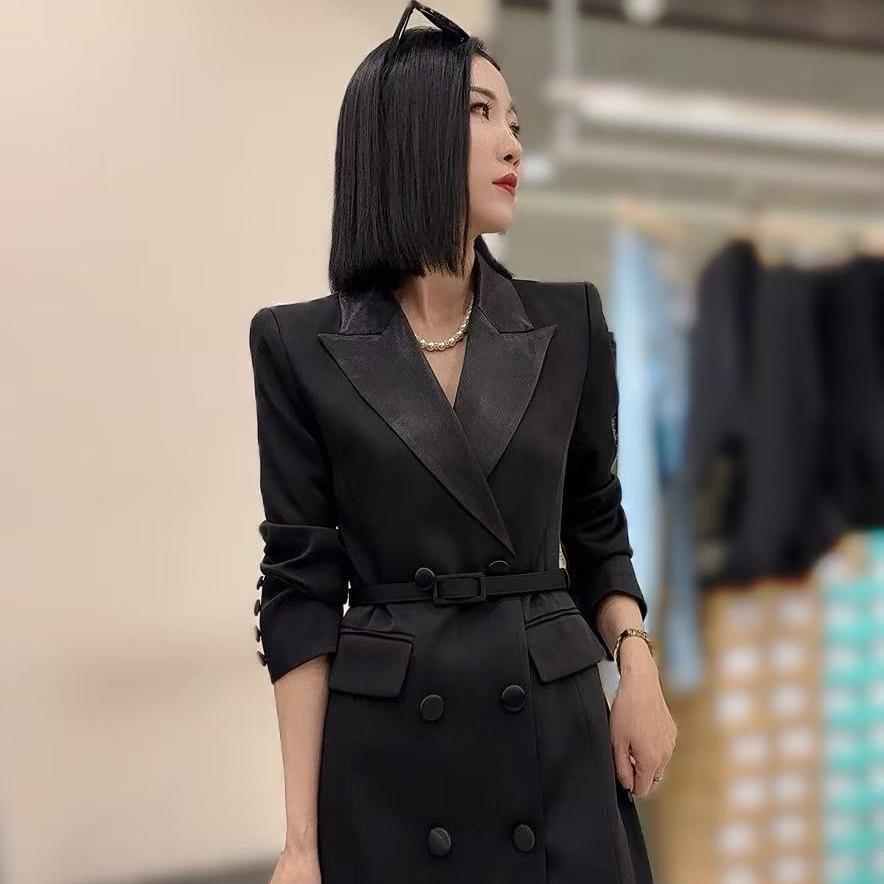 任丘红人馆女装