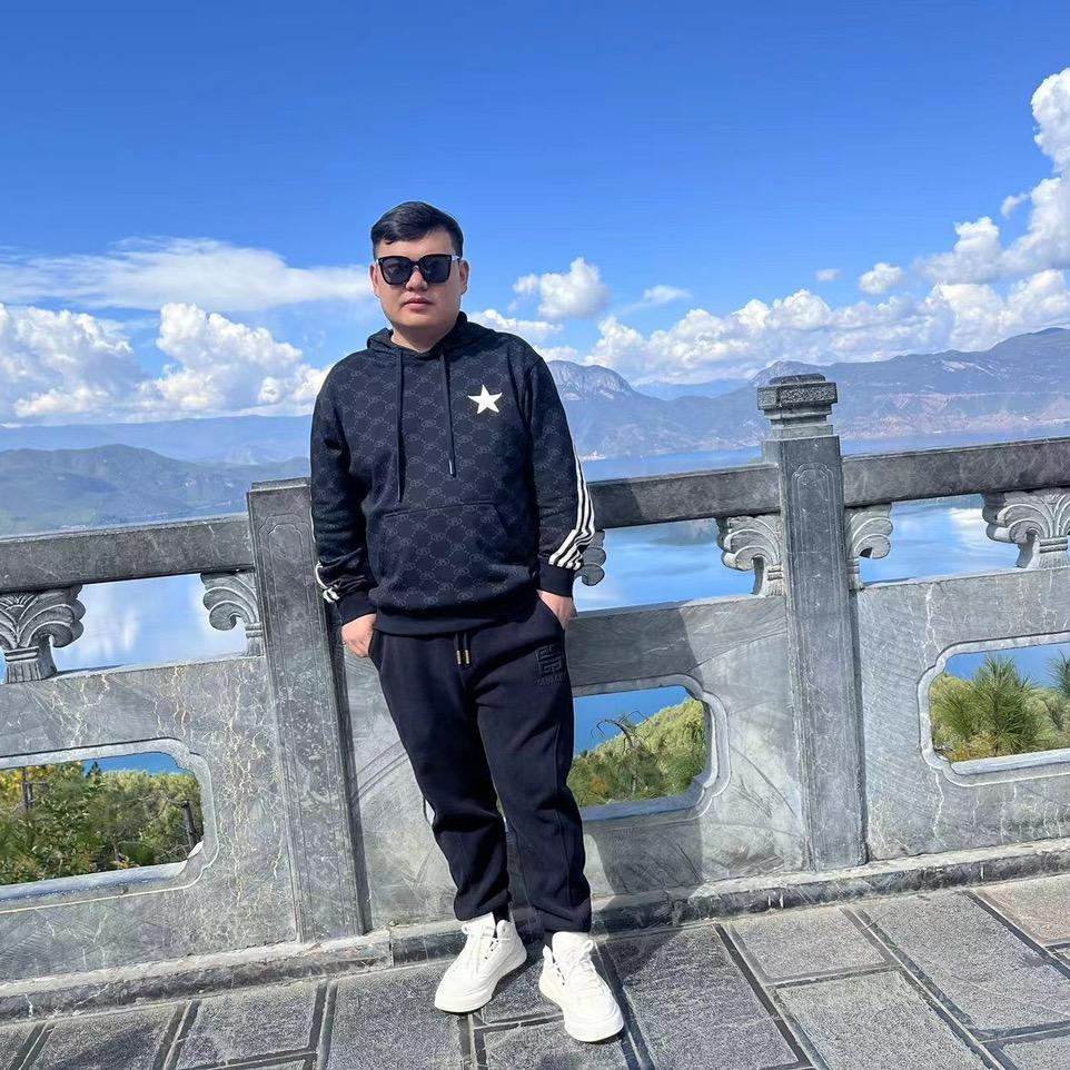 社会你丁哥，