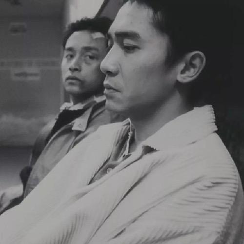 遵纪守法赵某