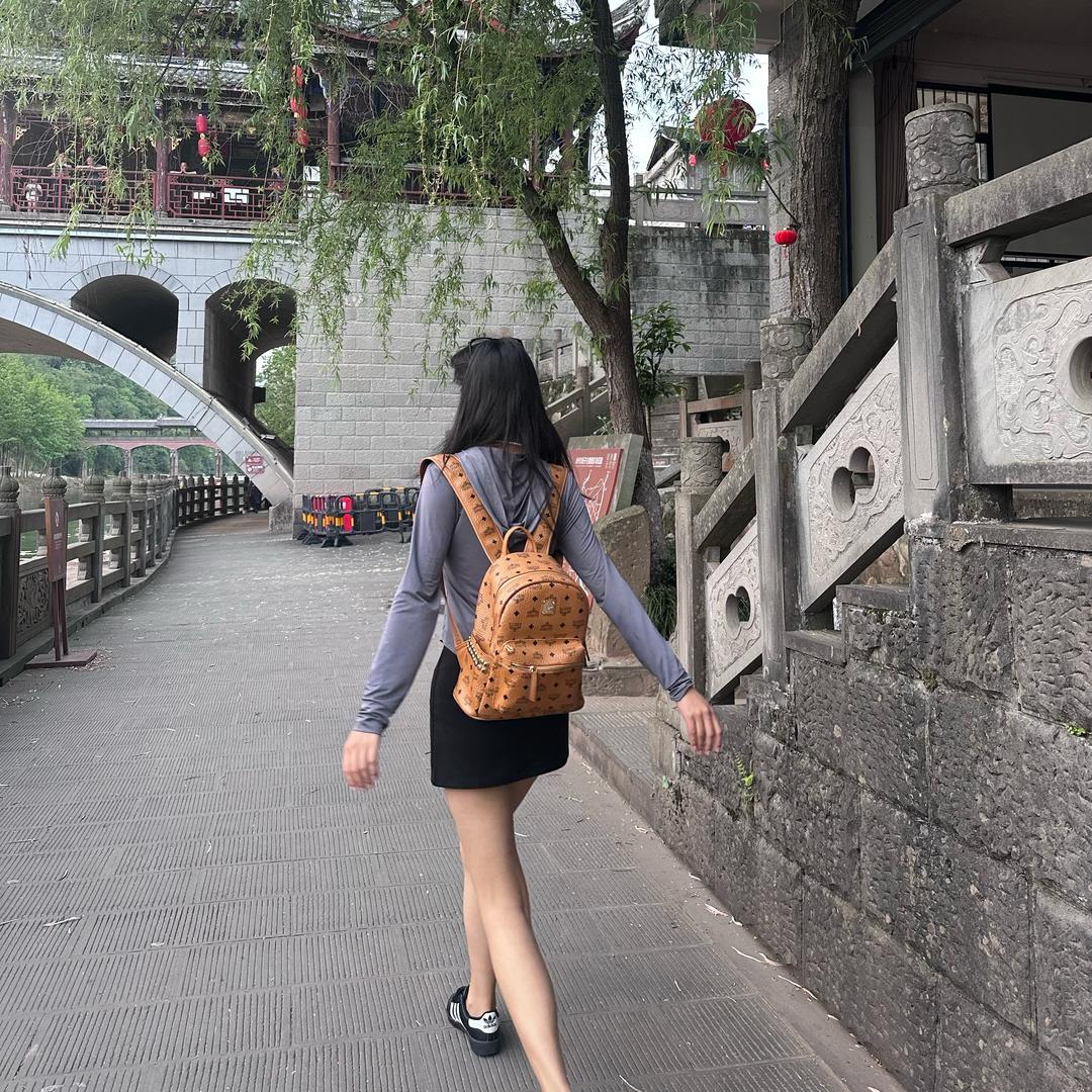 卓玛