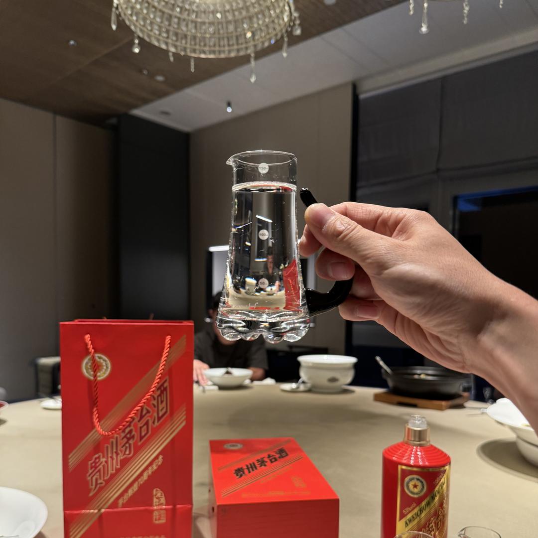 杨飞