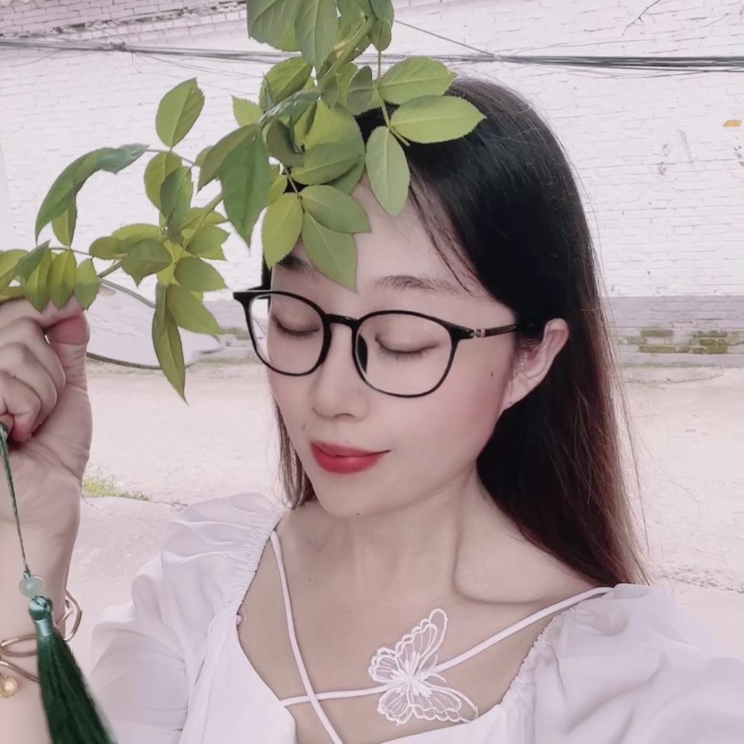 楠楠老师吖