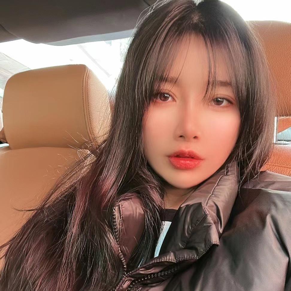 彩裳女装