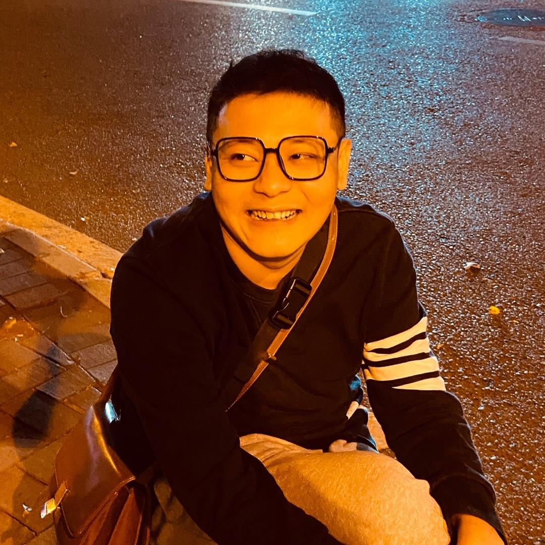 帅小伙离奇