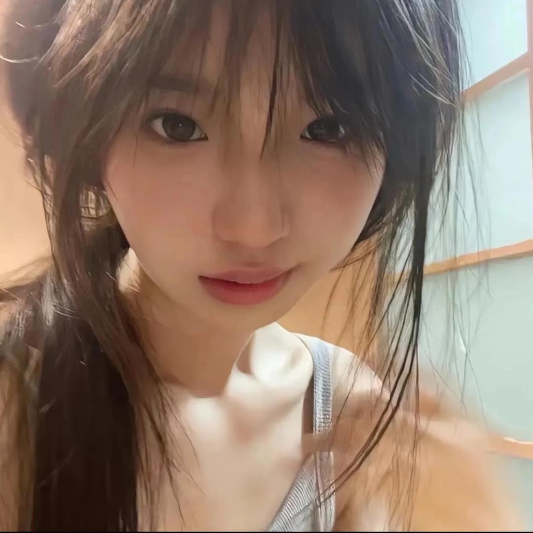 虞颂伊Esther