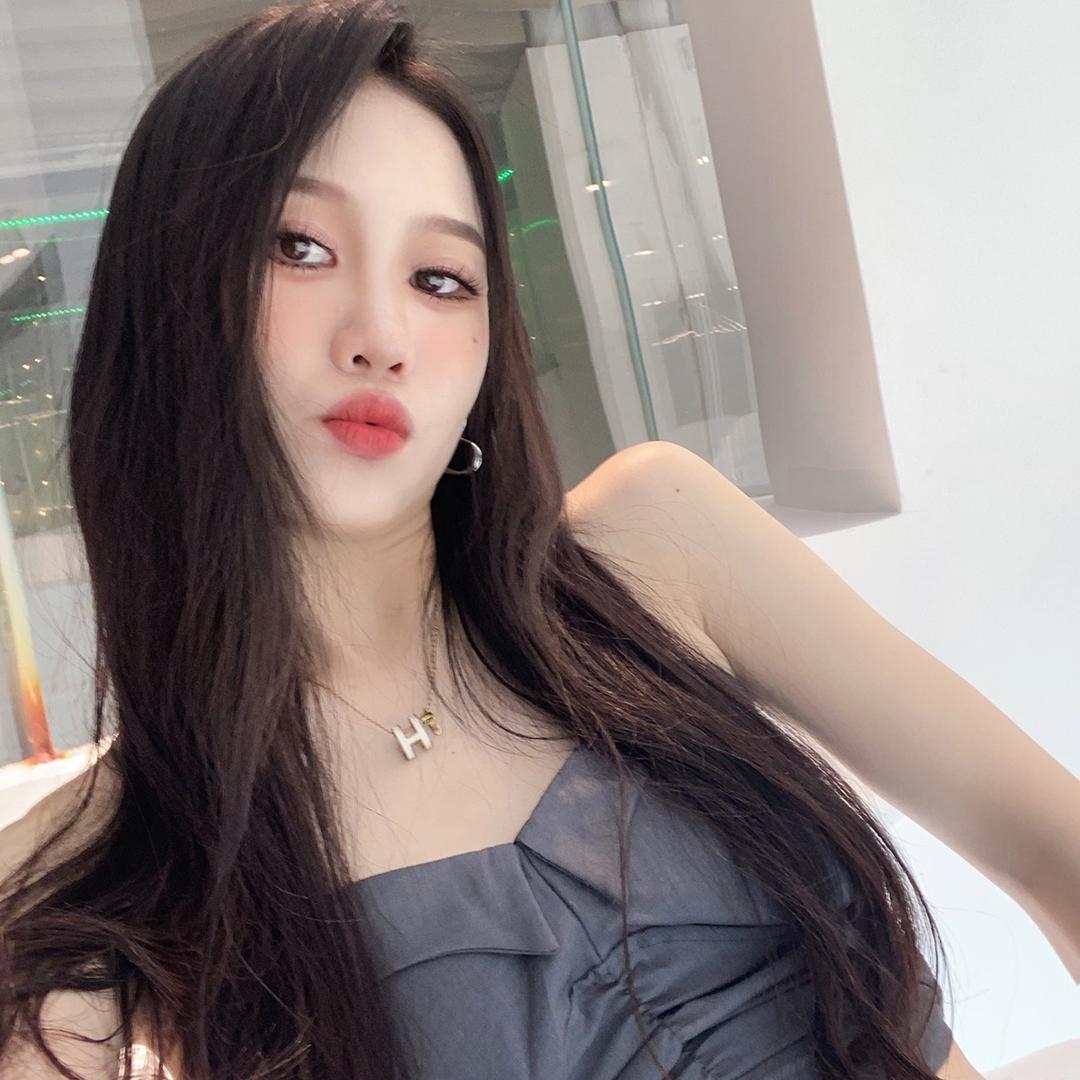 颜汐汐穿搭（轻奢女装）