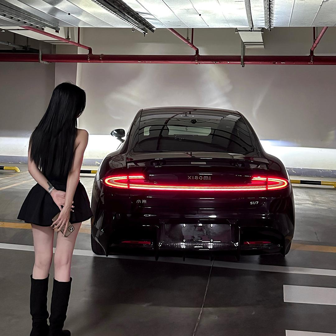 小怡的SU7