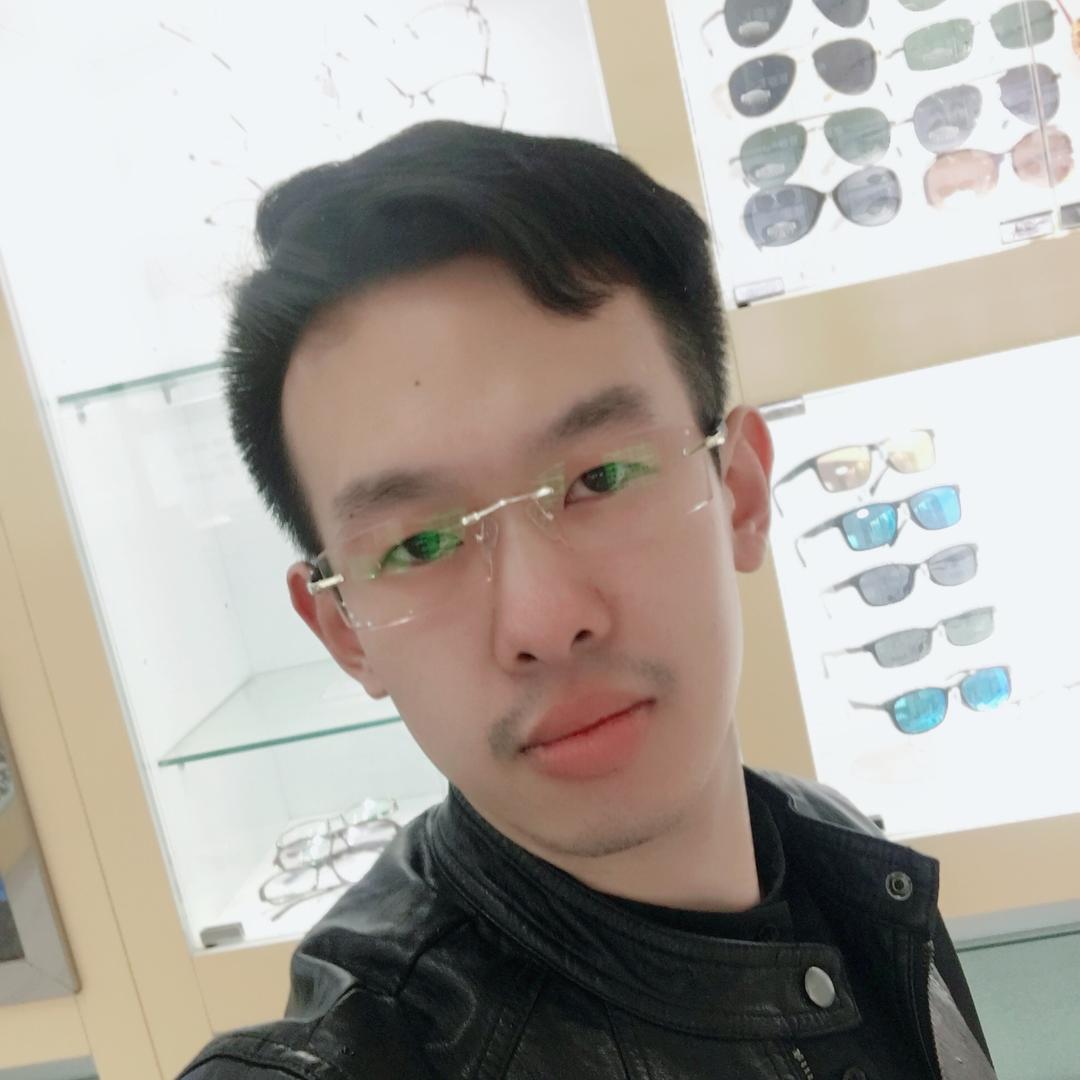 明月眼镜东岗路店