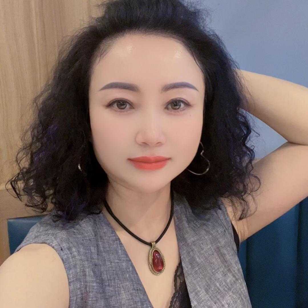 徐根英服装零售