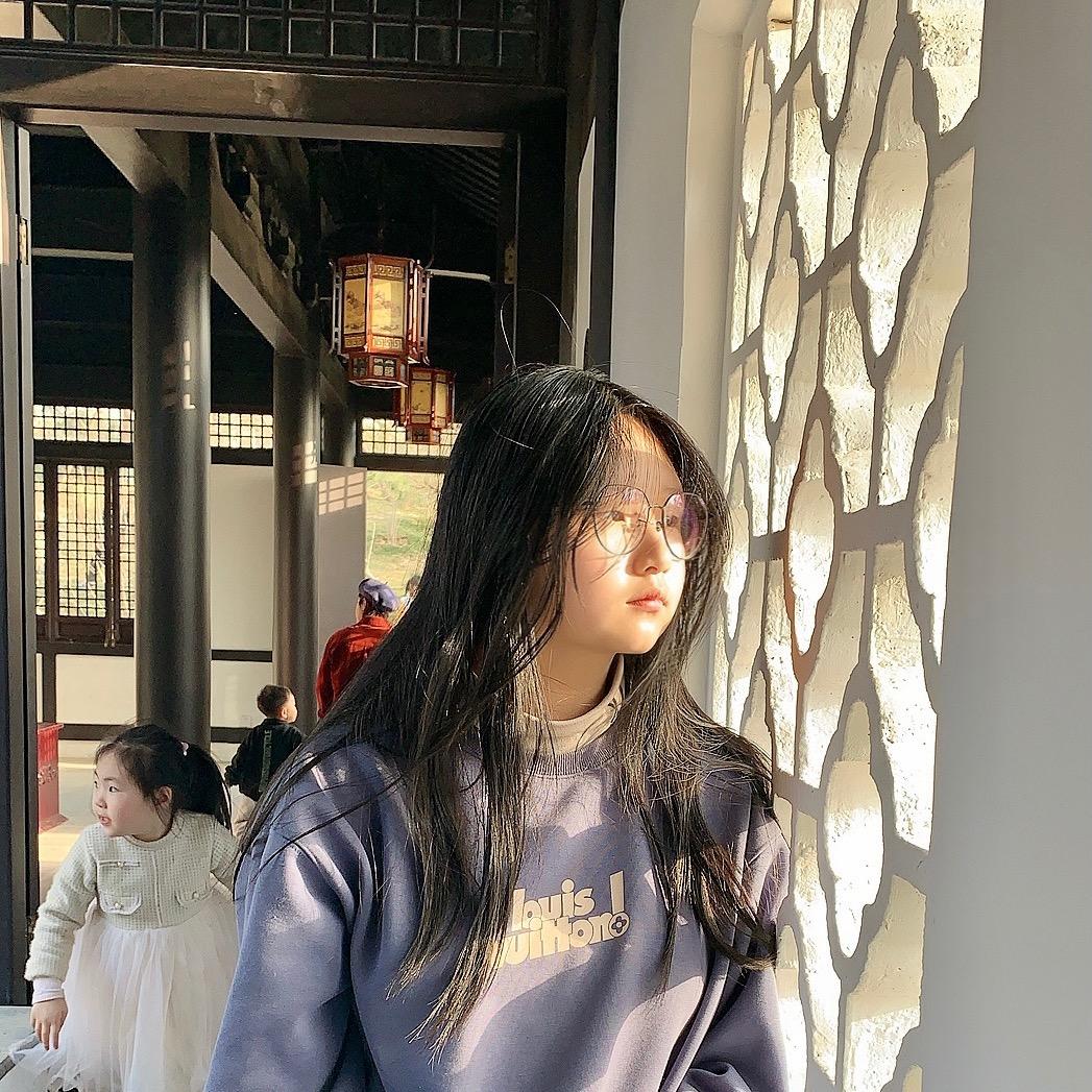 明明有娜