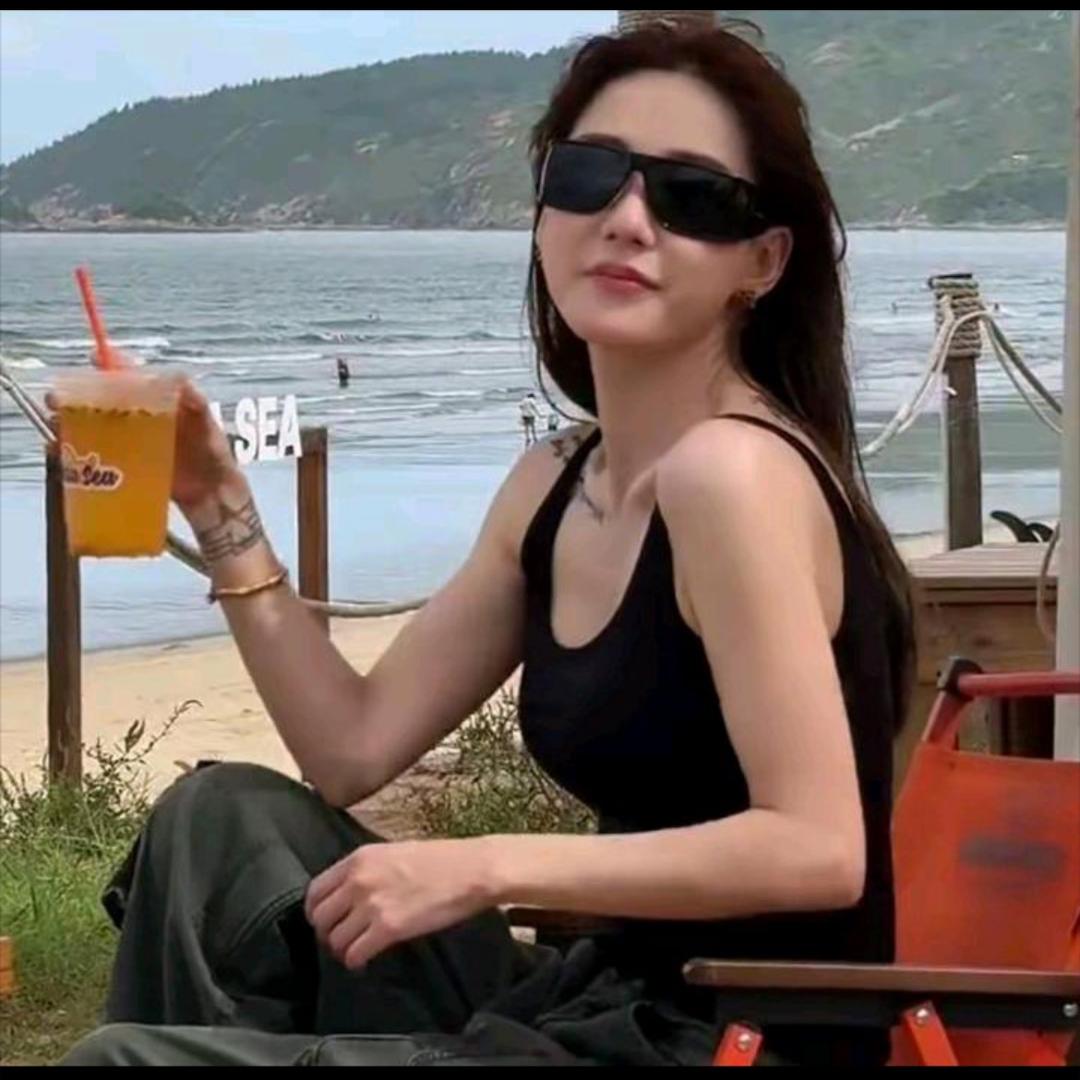 何荷Haley💍爆款穿搭