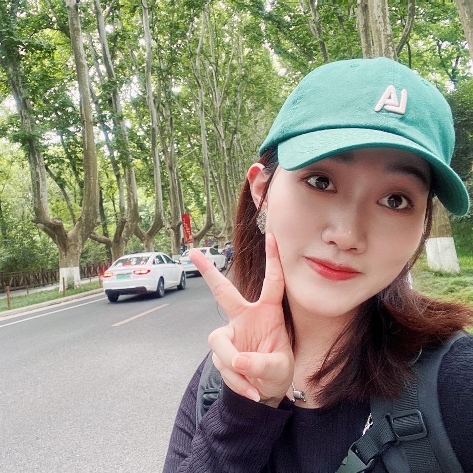 杭州导游潘婷