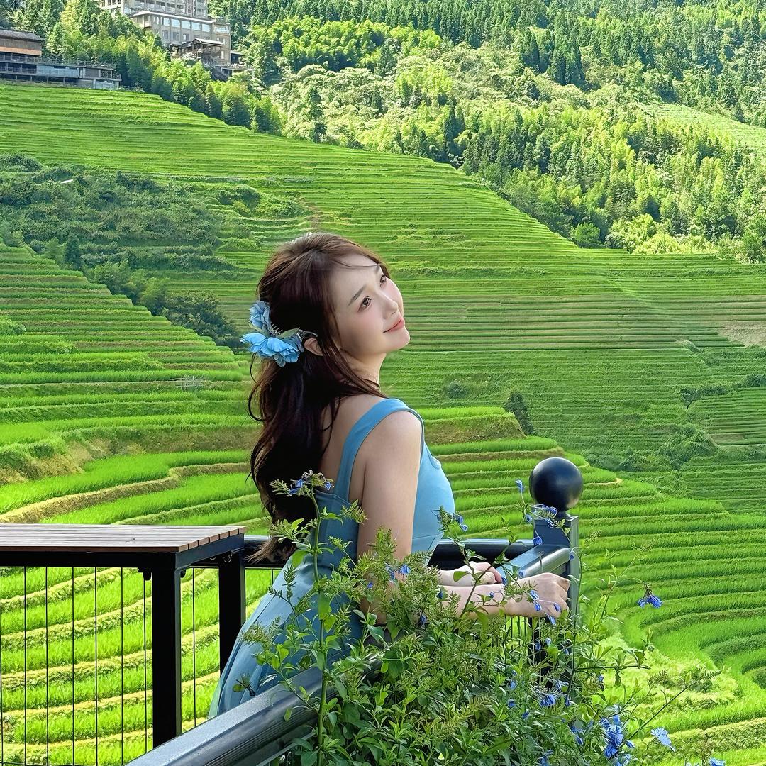 就叫 小王吧～