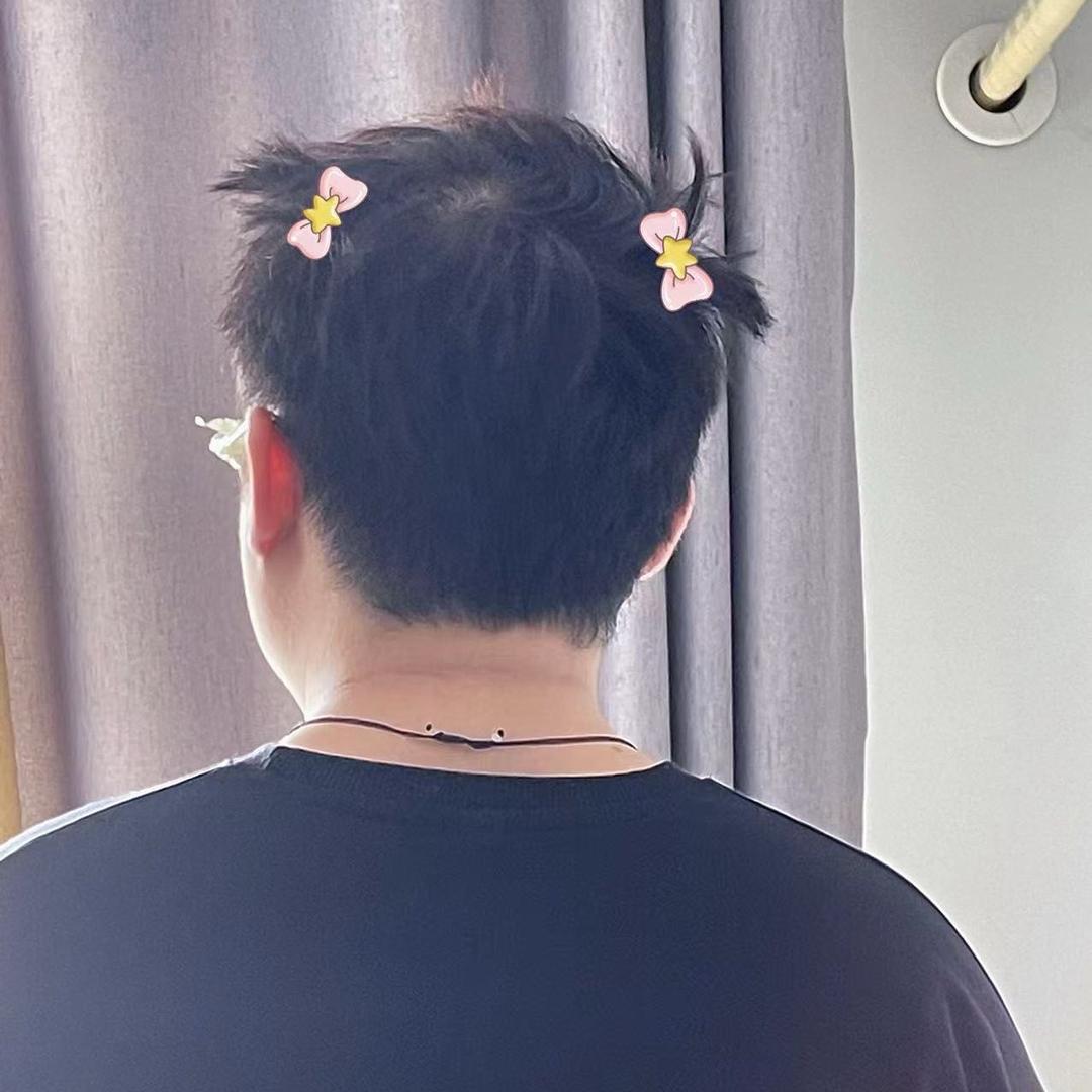 梁新（新的月）