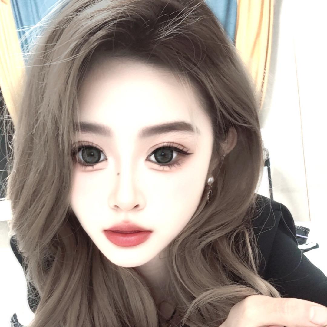 笑笑大美妞😘