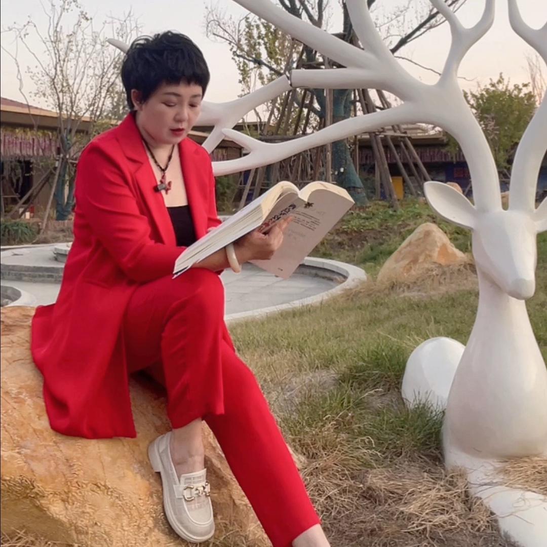 乌鲁木齐桃花岛主赚赚姐团建轰趴
