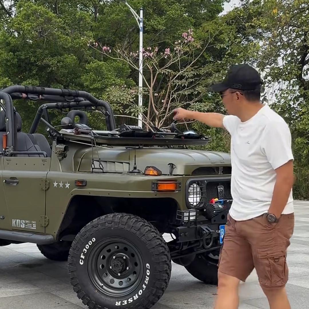 佛山咏哥【BJ212敞篷版高阶私人定制］