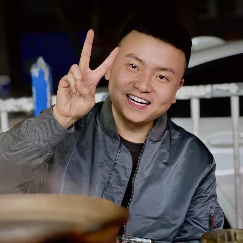 小龙哥情感