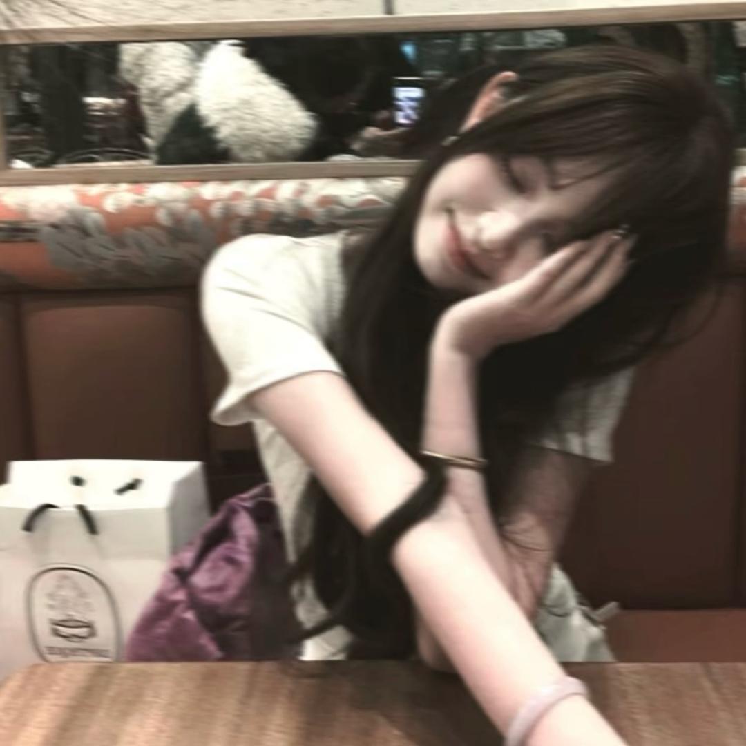 ^𝙆𝙤𝙞-丽.🖇️