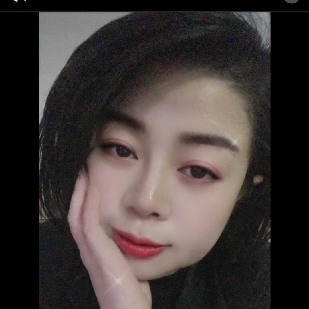 胡英