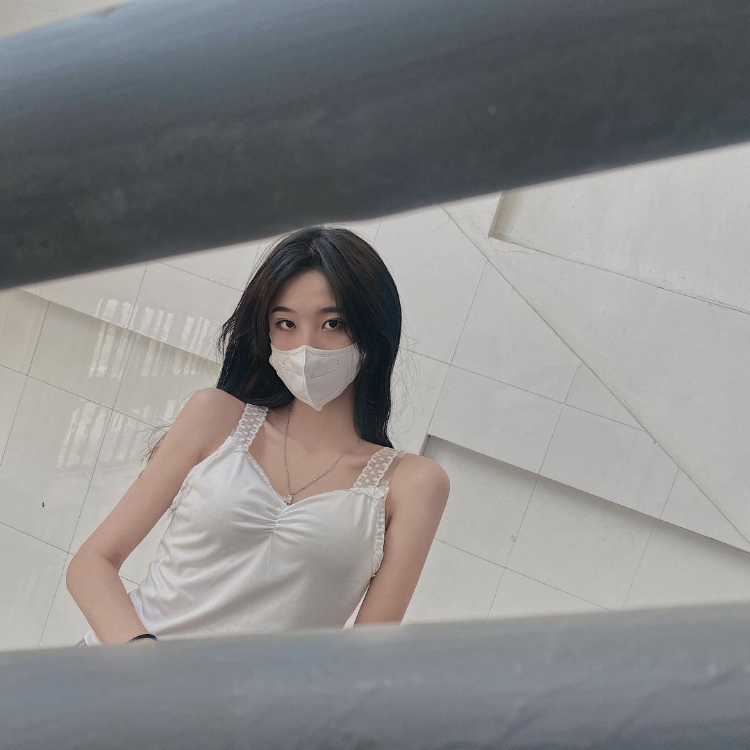 贤贤不吃葱姜蒜