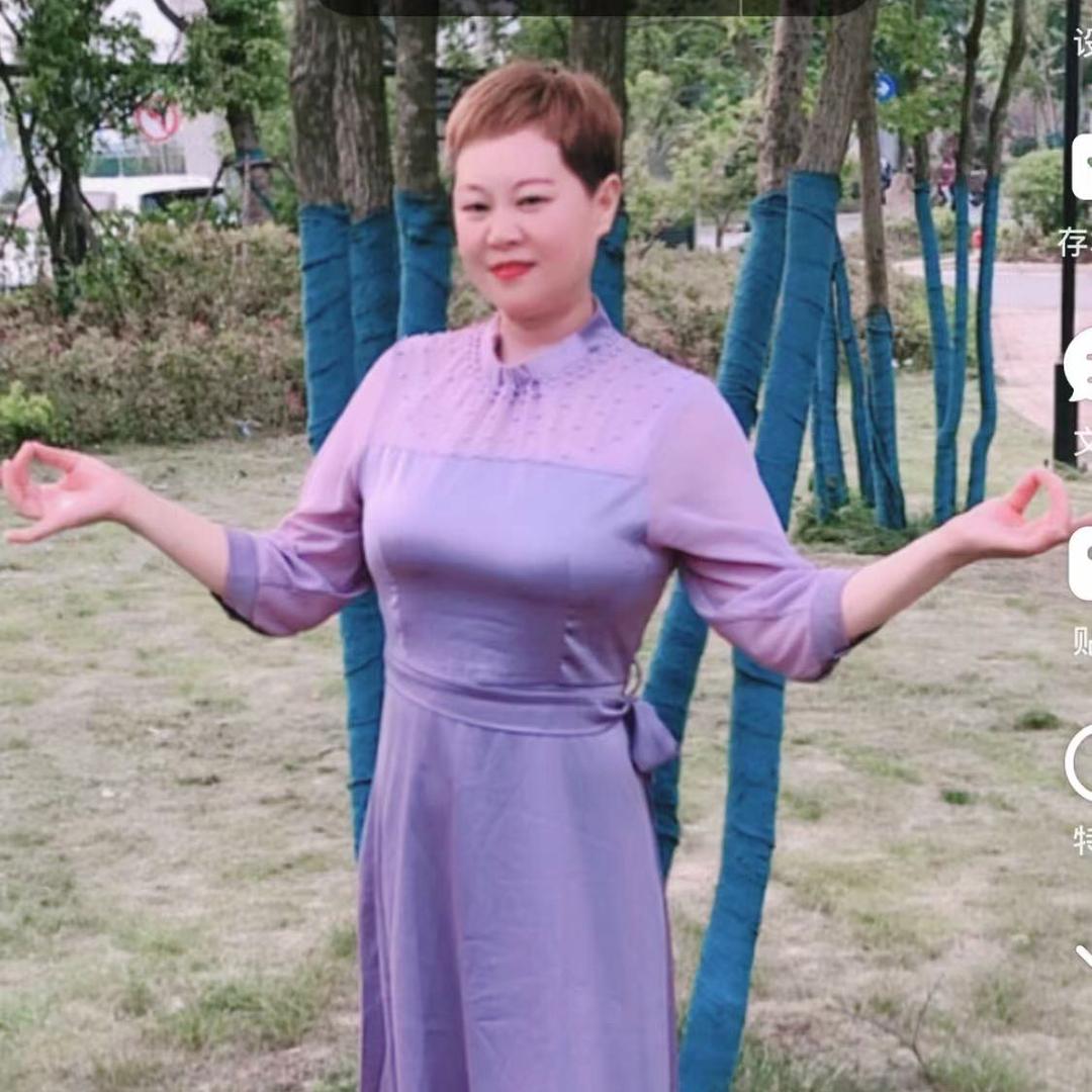 董姐