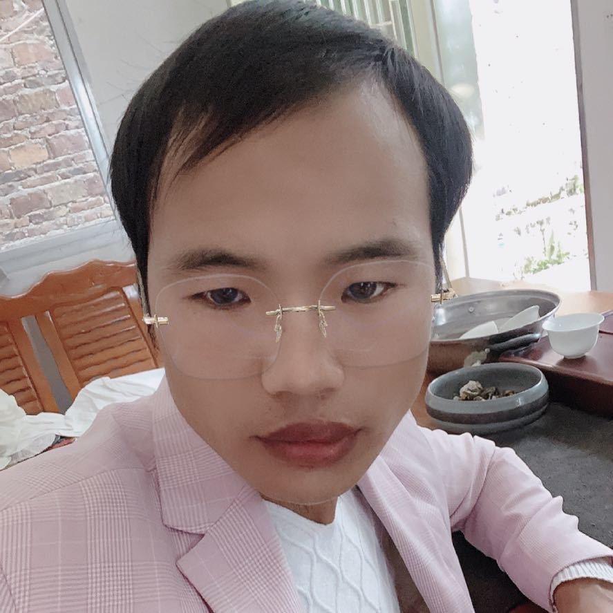 《小强👫小强》