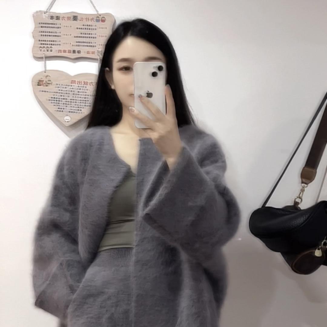 毛衣小姐姐专柜