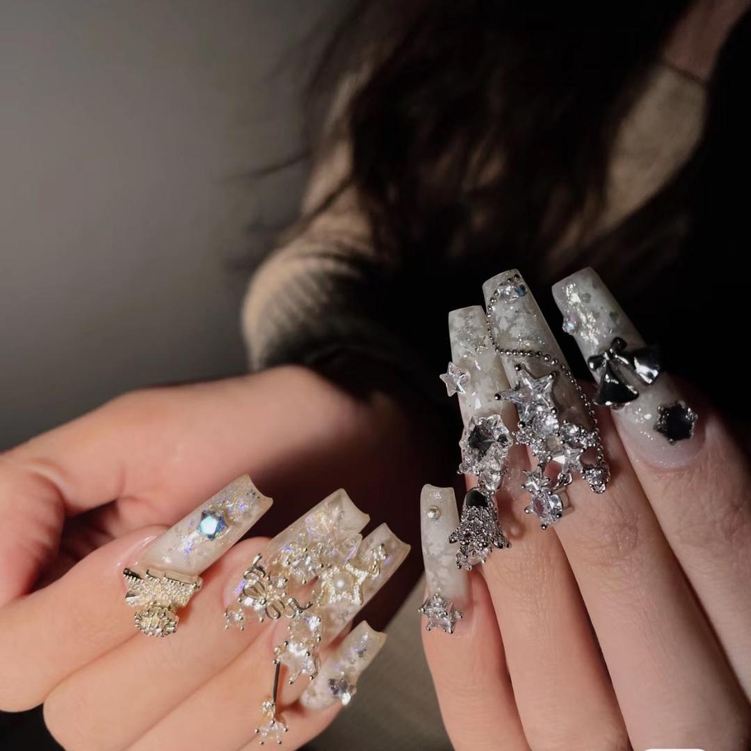 GF轻奢手工穿戴甲