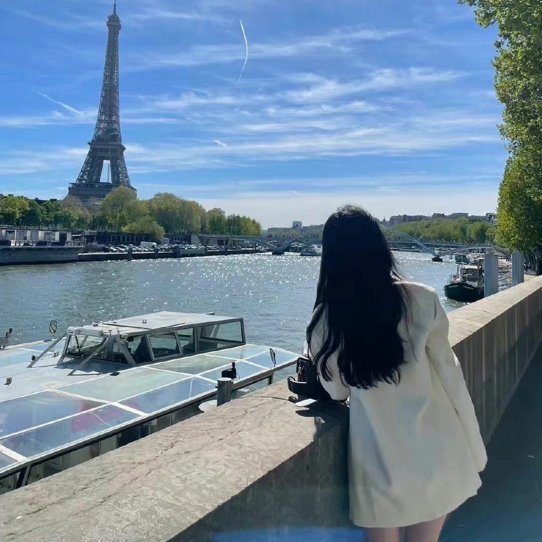 小李同学探石材
