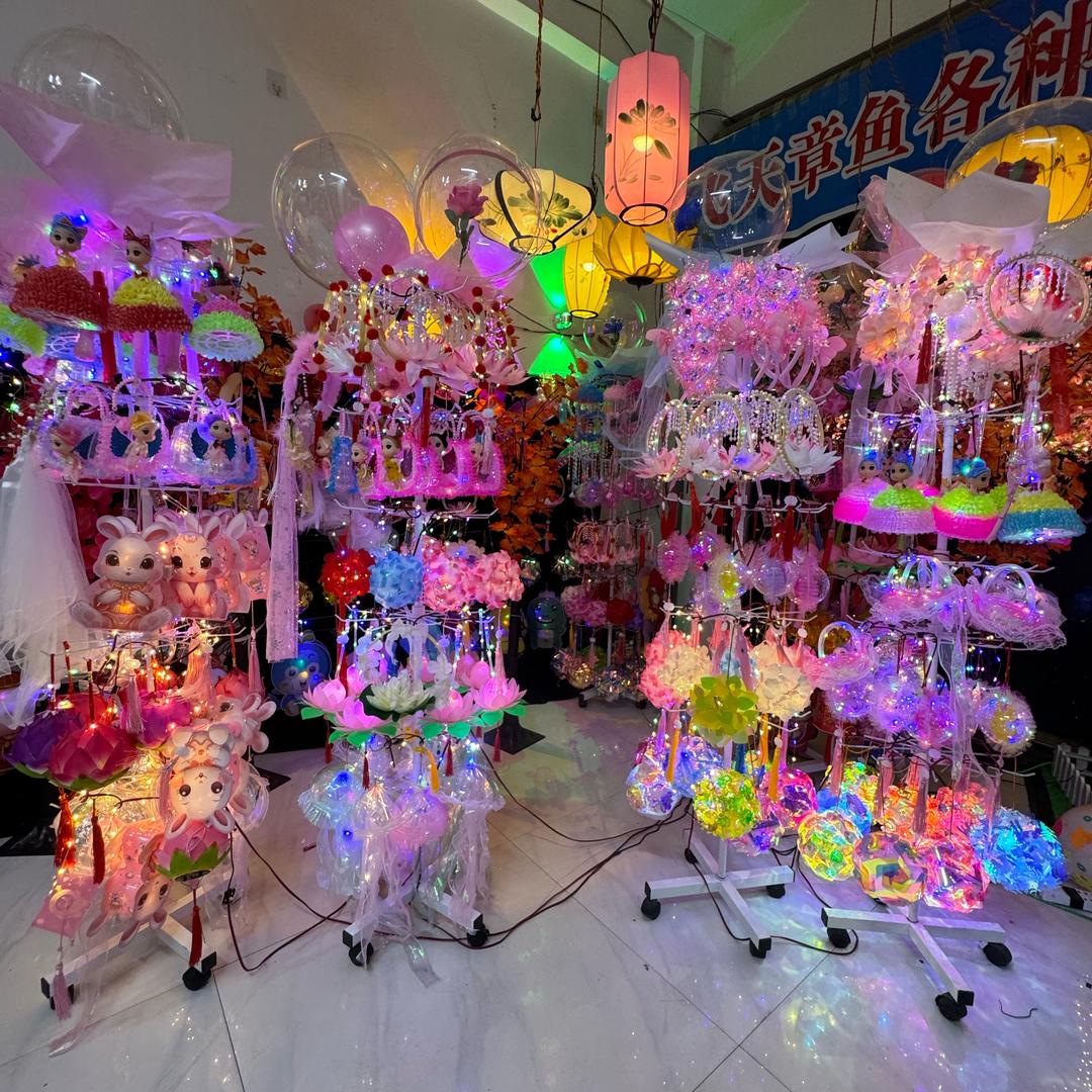 义乌妍钰玩具工厂