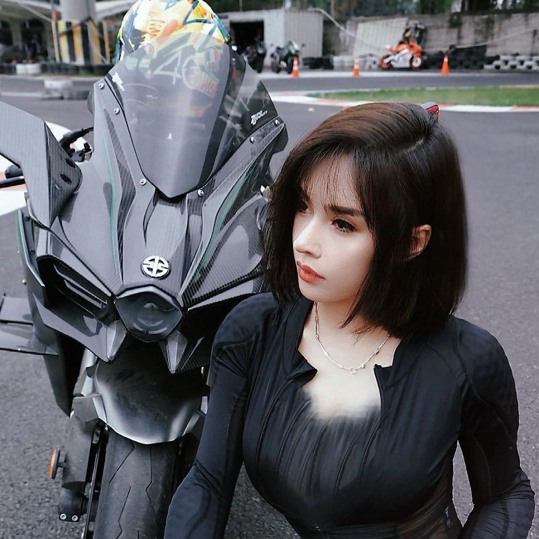 金炫炫Dd