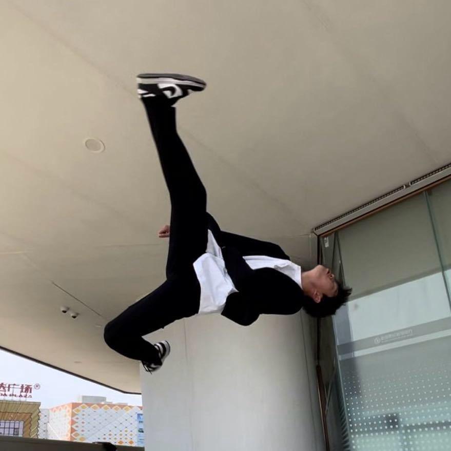 成都心艺空翻大胆老师
