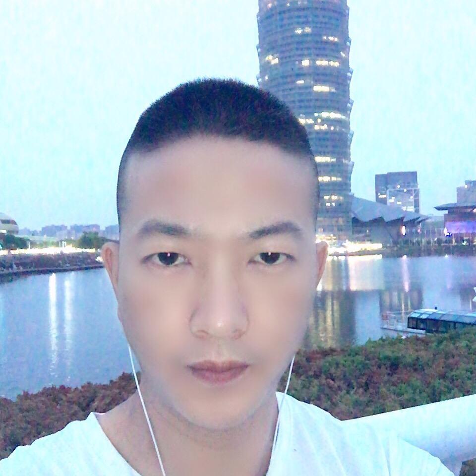 黑松淼
